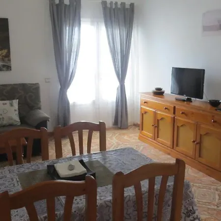 Apartamentos Orzola Апартаменты *