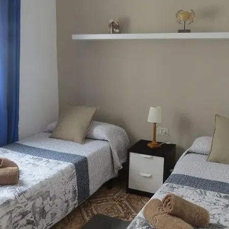 Apartamentos Orzola Апартаменты *