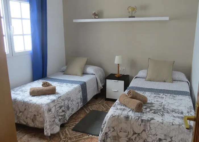 Апартаменты Apartamentos Orzola *